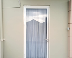 Greenhills_SwingDoor_kaca_1